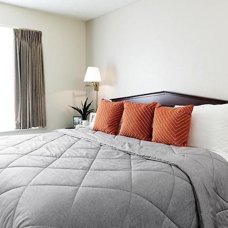Intown Suites Extended Stay Marietta Ga - Roswell Rd Zewnętrze zdjęcie